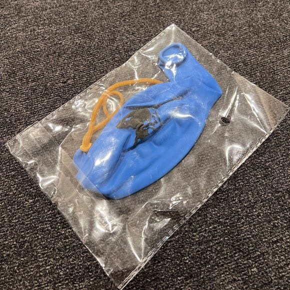 Blow up balloon - Picture 1 of 2